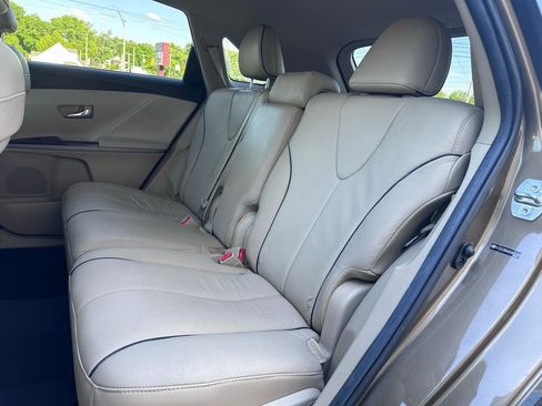Used 2013 Toyota Venza XLE FWD image 12
