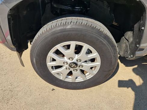 Used 2025 Toyota Tacoma SR5 RWD image 9
