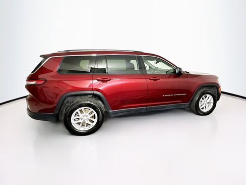 Used 2023 Jeep Grand Cherokee L Laredo image 10