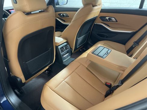 Certified 2023 BMW 330i xDrive Sedan w/ Convenience Package AWD/4WD image 15