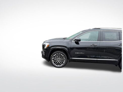 New 2026 GMC Terrain Denali w/ LPO, Floor Liner Package AWD/4WD image 24