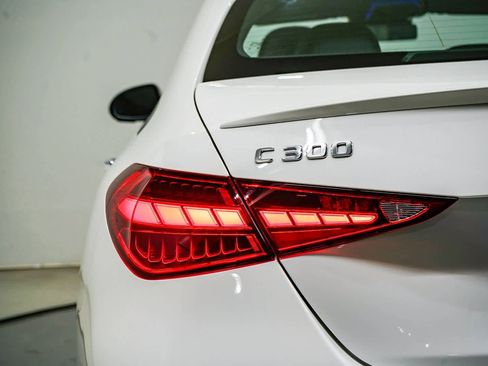 Used 2023 Mercedes-Benz C 300 4MATIC Sedan image 9