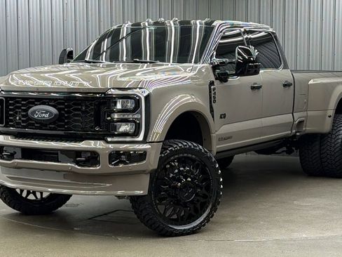 Used 2026 Ford F450 King Ranch w/ Chrome Package AWD/4WD image 1