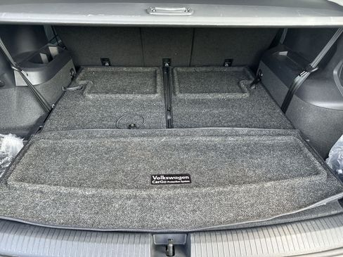 Used 2023 Volkswagen Tiguan SE FWD image 19