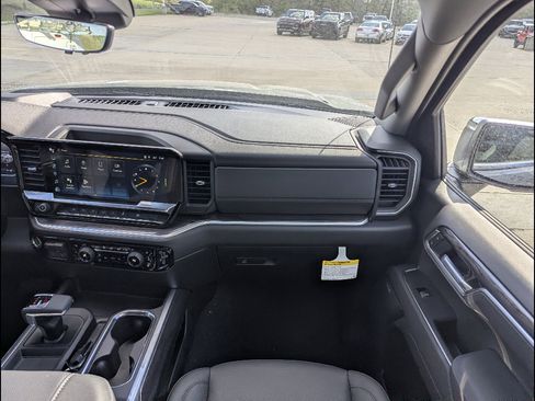 New 2026 Chevrolet Silverado 1500 LTZ w/ Technology Package image 4