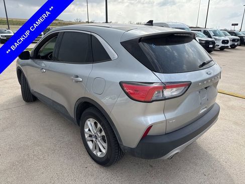 Used 2022 Ford Escape SE w/ Convenience Package image 9