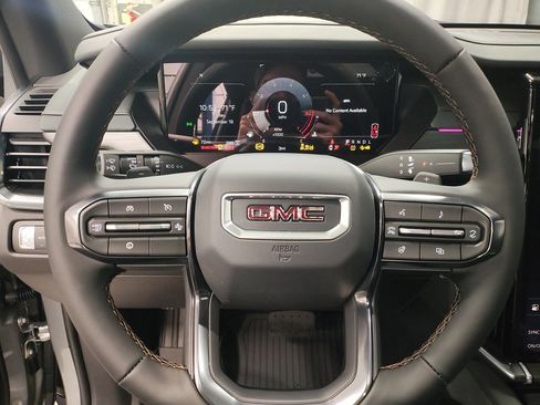 New 2026 GMC Acadia AT4 w/ Luxury Package image 31