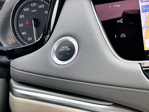 Used 2024 Cadillac XT5 Premium Luxury w/ Technology Package image 27