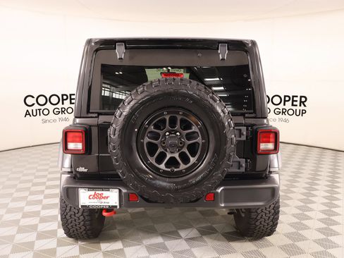Used 2023 Jeep Wrangler Unlimited Rubicon w/ Xtreme 35 Tire Package AWD/4WD image 22
