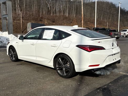 Used 2023 Acura Integra A-Spec image 3
