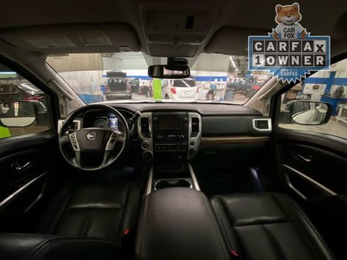 Used 2017 Nissan Titan SL image 26