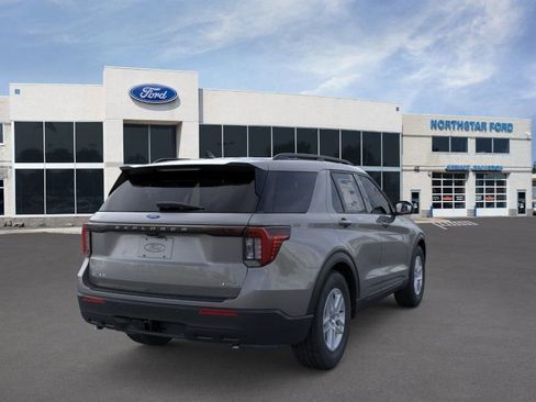 New 2026 Ford Explorer Active image 8
