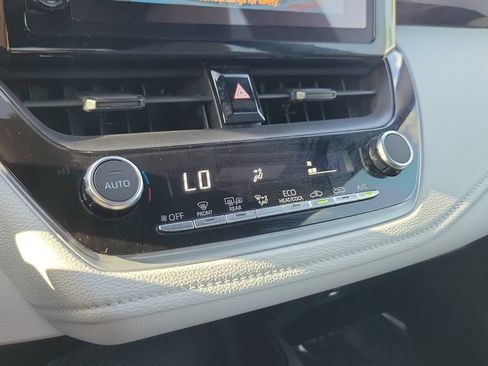 Certified 2023 Toyota Corolla SE FWD image 18