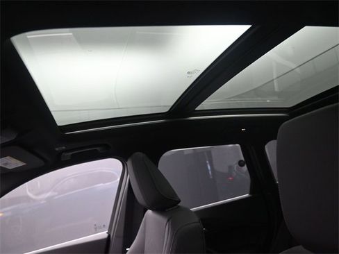 New 2025 BMW X1 xDrive28i w/ Technology Package image 23