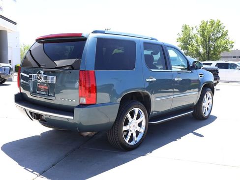 Used 2008 Cadillac Escalade AWD image 6