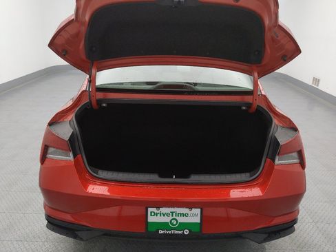 Used 2021 Hyundai Elantra SEL FWD image 29