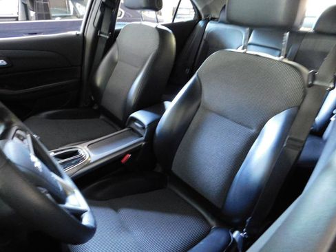 Used 2013 Chevrolet Malibu LT w/ Power Convenience Package FWD image 4