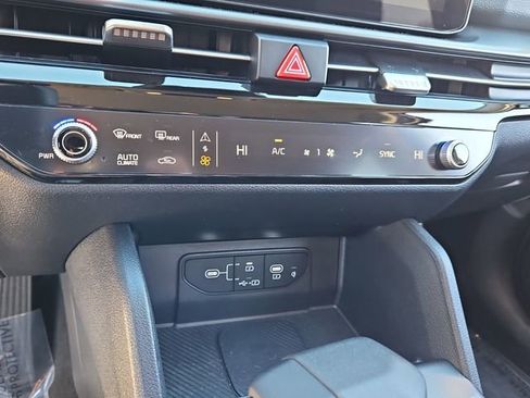 Certified 2026 Kia Sportage EX image 22