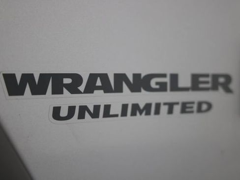 Used 2016 Jeep Wrangler Unlimited Sport AWD/4WD image 11