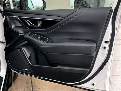 Used 2025 Subaru Outback Limited w/ Popular Package #2 image 27