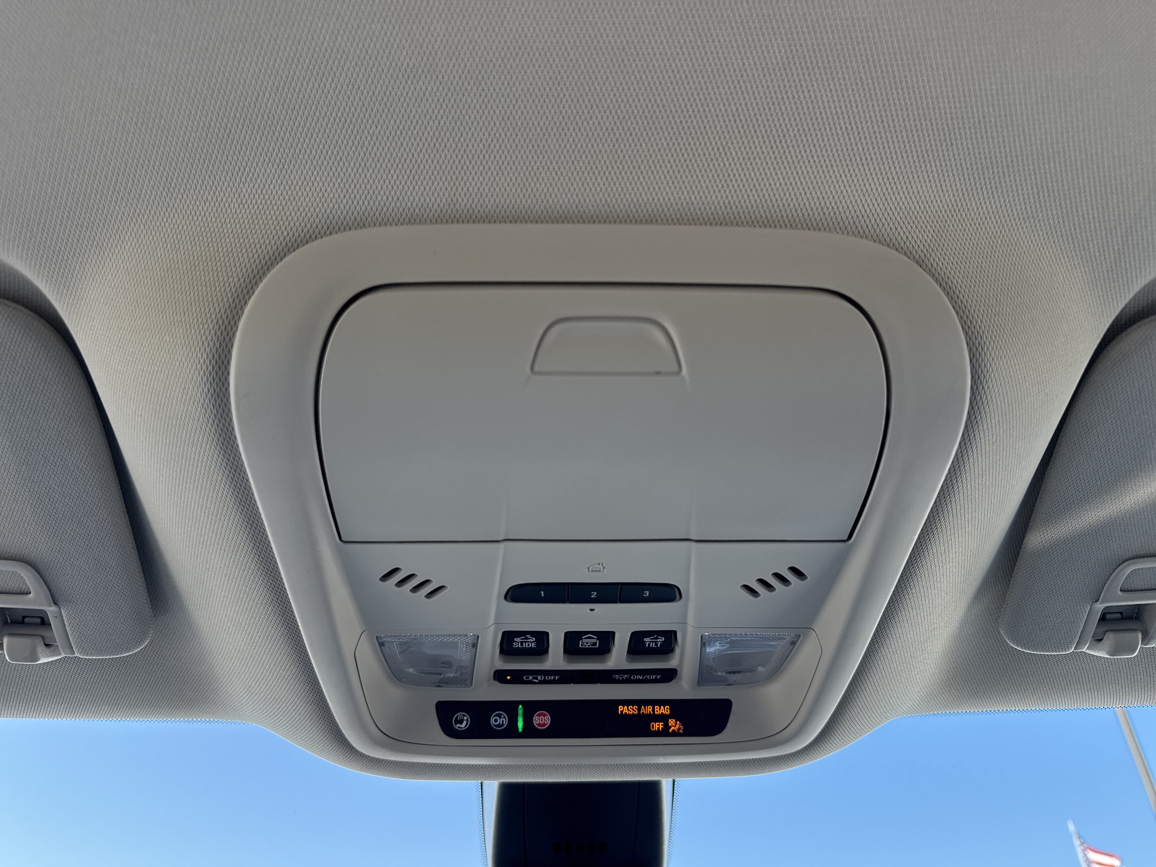 Used 2023 Buick Enclave Avenir w/ Avenir Technology Package FWD image 26
