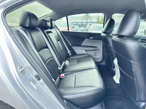 Used 2013 Honda Accord LX image 17