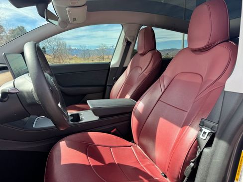 Used 2021 Tesla Model Y Long Range image 7