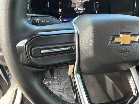 Used 2023 Chevrolet Colorado LT image 19