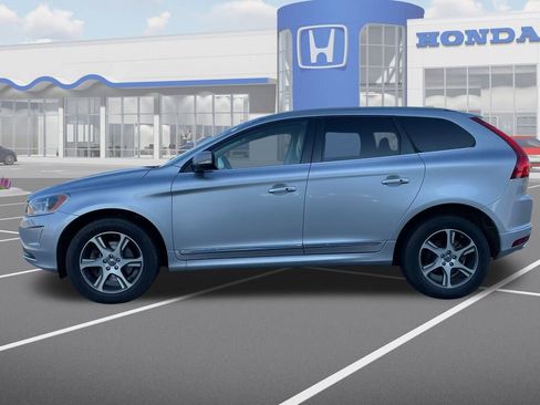 Used 2015 Volvo XC60 T6 Platinum image 6