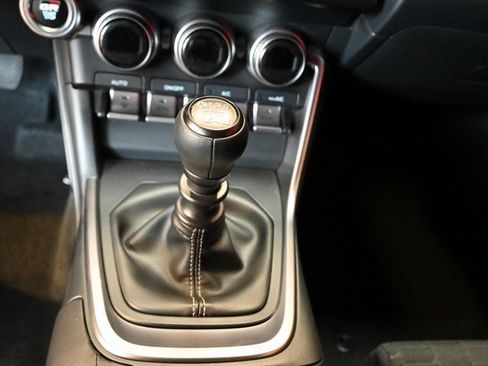 Certified 2025 Toyota GR86 w/ ALL Weather Mat Package (TMS) image 21