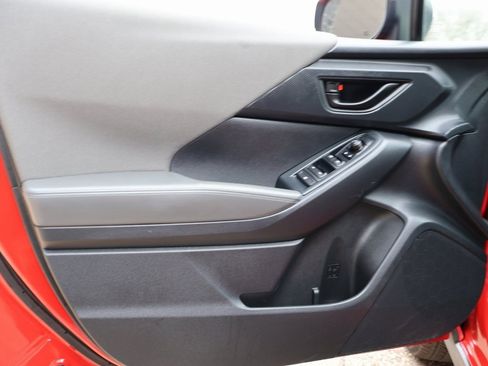 Used 2024 Subaru Crosstrek 2.0i Premium image 21