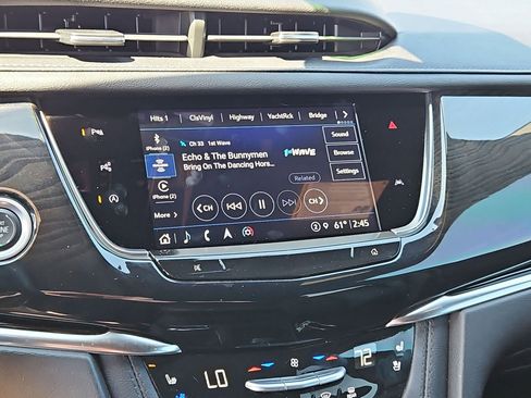 Used 2023 Cadillac XT6 Premium Luxury w/ Technology Package image 11