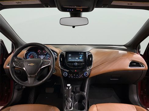 Used 2017 Chevrolet Cruze Premier w/ RS Package image 11