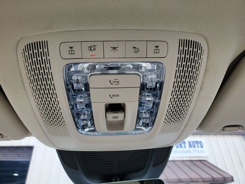 Used 2022 Mercedes-Benz GLS 450 4MATIC image 49