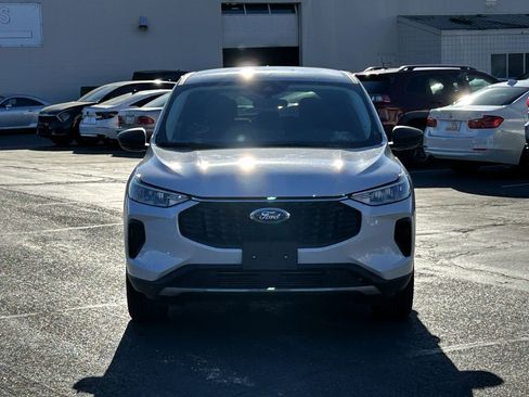 Used 2025 Ford Escape Active AWD/4WD image 10