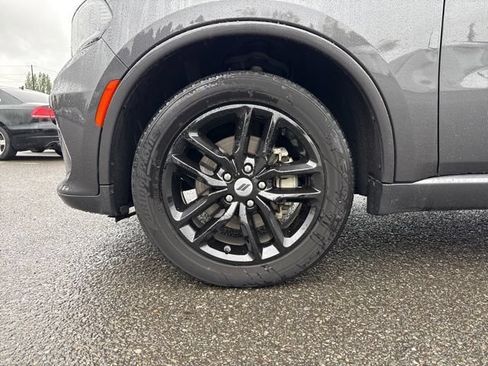 Used 2024 Dodge Durango GT AWD/4WD image 17