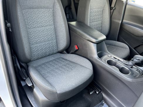 Used 2024 Chevrolet Equinox LT AWD/4WD image 24