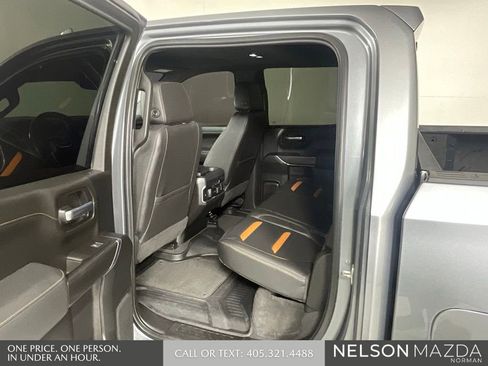 Used 2021 GMC Sierra 1500 AT4 w/ AT4 Value Package AWD/4WD image 13