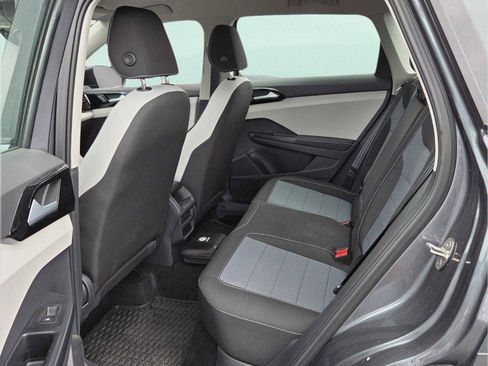 Used 2025 Volkswagen Taos S FWD image 24