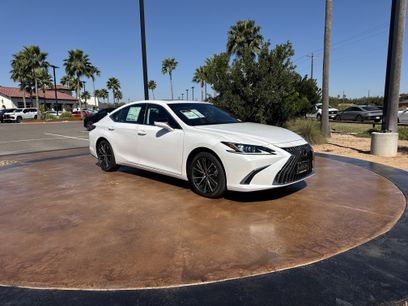 New 2025 Lexus ES 350 w/ Premium Package