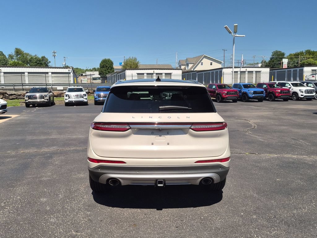 Used 2023 Lincoln Corsair Reserve w/ Equipment Group 201A AWD/4WD image 6