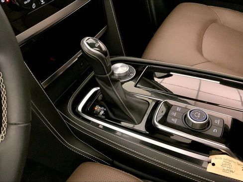 Used 2023 INFINITI QX80 Premium Select w/ Cargo Package image 22