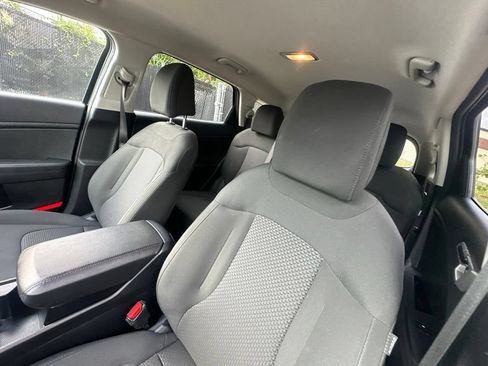 Used 2026 Kia Sportage LX AWD/4WD image 11