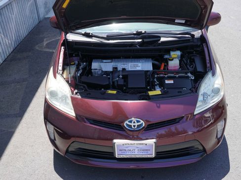 Used 2013 Toyota Prius Persona Series FWD image 21