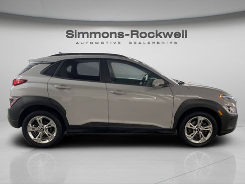Used 2023 Hyundai Kona SEL w/ Cargo Package AWD/4WD image 6