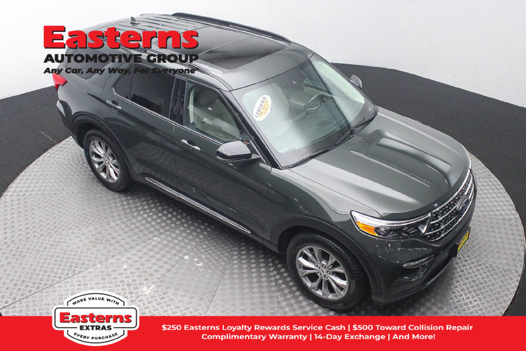 Used 2023 Ford Explorer XLT w/ Equipment Group 202A AWD/4WD image 4