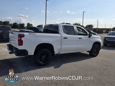 Used 2022 Chevrolet Silverado 1500 LT Trail Boss w/ Bed Protection Package AWD/4WD image 15