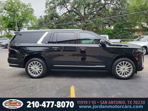 Used 2023 Cadillac Escalade ESV Premium Luxury RWD image 6