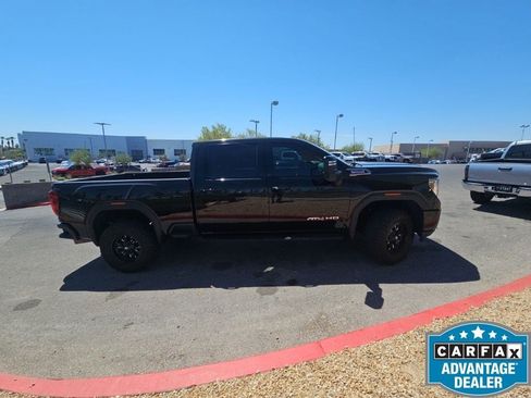 Used 2023 GMC Sierra 3500 AT4 w/ AT4 Preferred Package AWD/4WD image 4