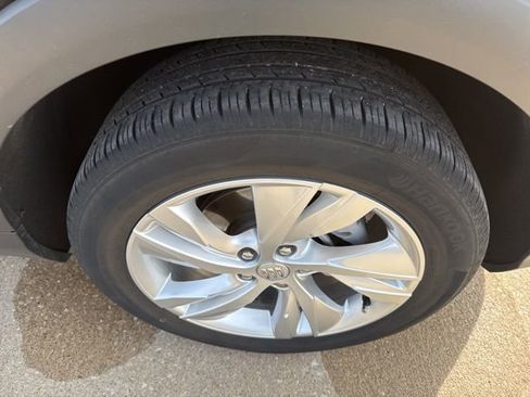 Used 2025 Buick Encore GX Preferred image 52